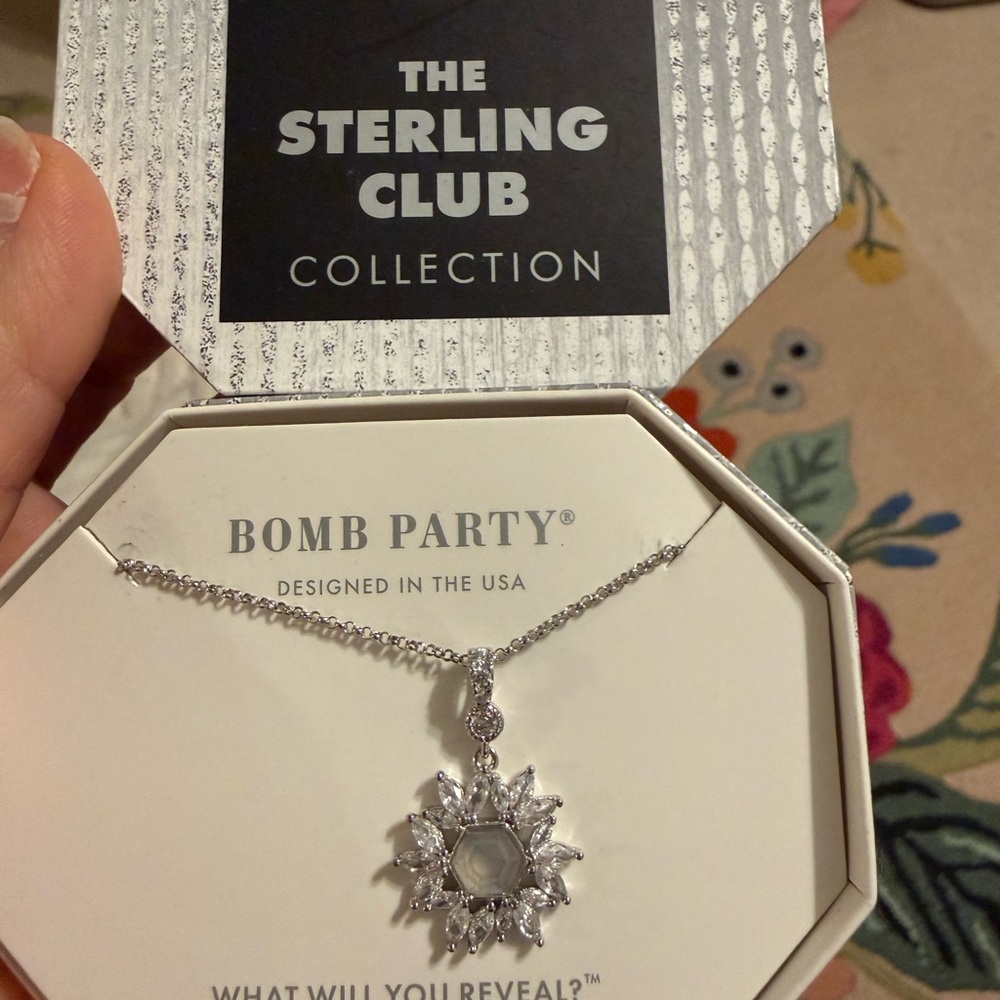 Bomb Party The Sterling Club Genuine Pink Agate Sterling Silver Necklace RBP3035